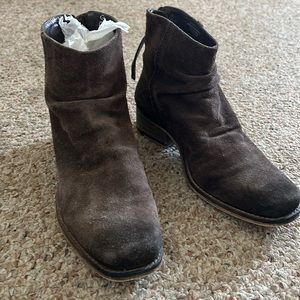 Seychelles suede booties + original box